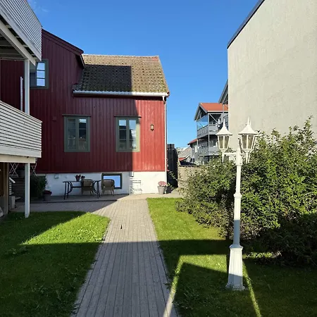 Central Studio Apartment * Tromso